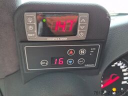 MERCEDES-BENZ Sprinter 517 Heckniederflur Vorlauffahrzeug