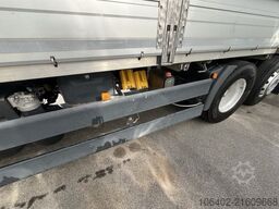 MAN TGX 26.510 6x2-4 BL mit Hänger, Aufbau