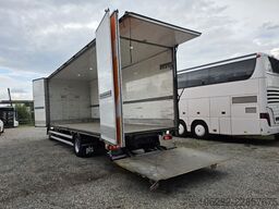 Volvo FL 250 Koffer mit Portaltüren