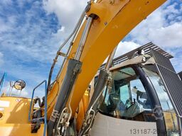 Liebherr R946LC (Lifting Cab)