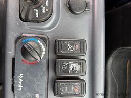 Kubota R 065