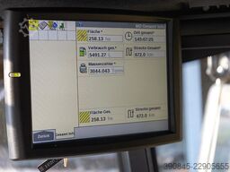 New Holland CR 8.90