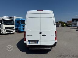 Mercedes-Benz SPRINTER 315