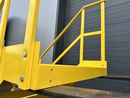 Lagertreppe Stahltreppe Geschosshöhe: ca. 1.890 mm