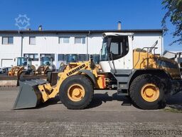 KOMATSU WA 270 Top wie Liebherr 524/538