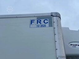 Renault T380 VF611M165MD003883, 388567 km, CARRIER, NA...