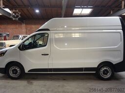 NISSAN Primastar Kastenwagen L2 H2 3,0t Tüv Service Neu