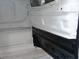 RENAULT Trafic Kasten L1H1 Tüv Neu 1Hand Klima Tempomat