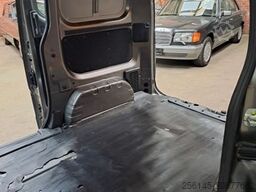 NISSAN e-NV200 TüvNeu Sitzh. Kamera AHK Klima 40kWh