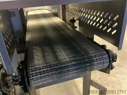 Loma LOMA IQ3+ Metal Detector Conveyor Belt