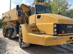 Caterpillar 740