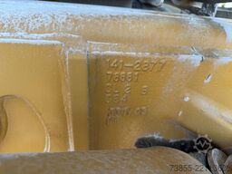 Caterpillar 740
