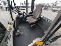 Jungheinrich DFG 680 / 4.500mm / 2.413h / Zinkenverstellgerät