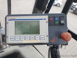 Jungheinrich DFG 680 / 4.500mm / 2.413h / Zinkenverstellgerät