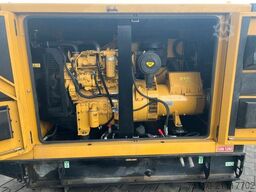 CAT DE65E3 / Stromerzeuger / 60KVA / 2017 / 17.917h