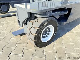 Combilift C5000 DIESEL TRIPLEX SCALE POSITIONER