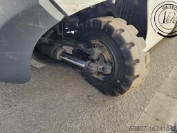 Nissan U1D2A25LQ