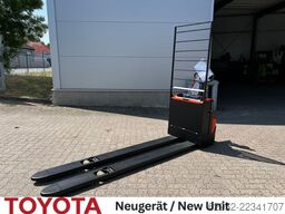 Toyota LWE 200 / neu!