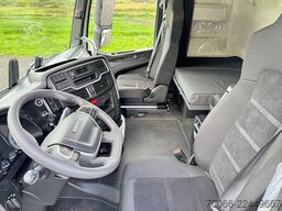 Iveco S-WAY AS440S43T/P ON Tractor Head