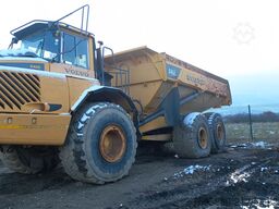 VOLVO A40E