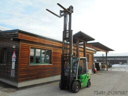 Cesab M325D Triplex + SS