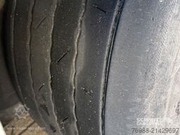 Schmitz Cargobull Curtainsider Mega