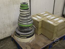 Awuko verschiedene Körnungen