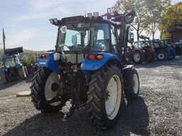 New Holland T4.55