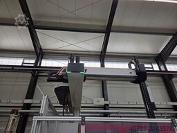 FERROMATIK MILACRON Maxima MM650-3470