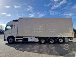 Volvo FH 16.750 XL 8x4*4 - Carrier Supra 1150 MT - Bi...