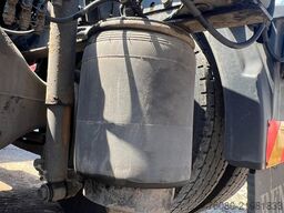 Renault Premium 460 DXI (BOITE MANUELLE / MANUAL GEARBO...