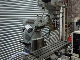 BRIDGEPORT 2HP Milling Machine