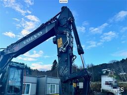 Volvo EW160E wheeled excavator with rototilt and two buc