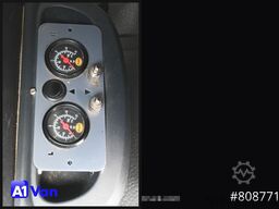 RENAULT Master Pritsche Doka, AHK 3,5Tonnen , Klima, Luftfederung