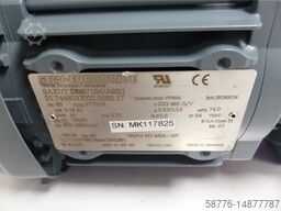 SEW-EURODRIVE SA37/T DRS71S4/ASE1 Getriebemotor SN: MK117825 - ! -