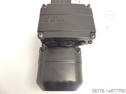 SEW-EURODRIVE WA20 DRS71S4BE05 Getriebemotor SN: MK117824 - ! -