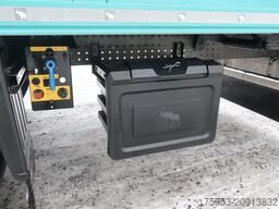 Schmitz Cargobull SKO 24 FP60 Carrier Vector 1550 Liftachse 2.700mm