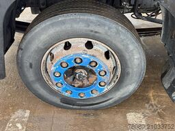 MAN 17.232 (6 CYLINDER / MANUAL PUMP / PÖMPE MANUELLE)