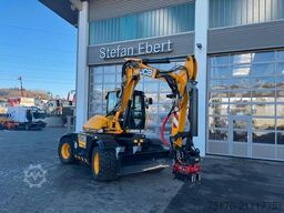 JCB Hydradig Pro / Skid-Steer-Aufnahme / 375h / 2024