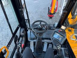 JCB Hydradig Pro / Skid-Steer-Aufnahme / 375h / 2024
