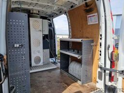 Renault Master 2.3 dCi / France Elevateur 121FCC, 12,5m