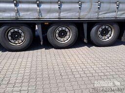 Schmitz Cargobull Curtainsider Mega Getränke