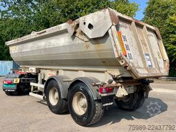 Fruehauf STEEL CHASSIS, STEEL DUMPER!   Full spring!  TO...