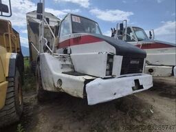 Caterpillar 735