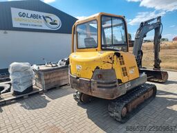 VOLVO EC35