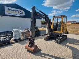 VOLVO EC35