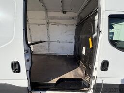 IVECO 35S18HA8 V/P H3-MAXI / LED / AHK / Webasto