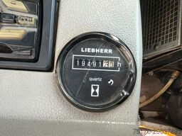 LIEBHERR A 900 C ZW Litronic / 18.866h / 2008