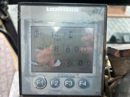 LIEBHERR A 900 C ZW Litronic / 18.866h / 2008