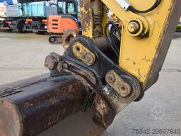 Caterpillar 323E-stock id2